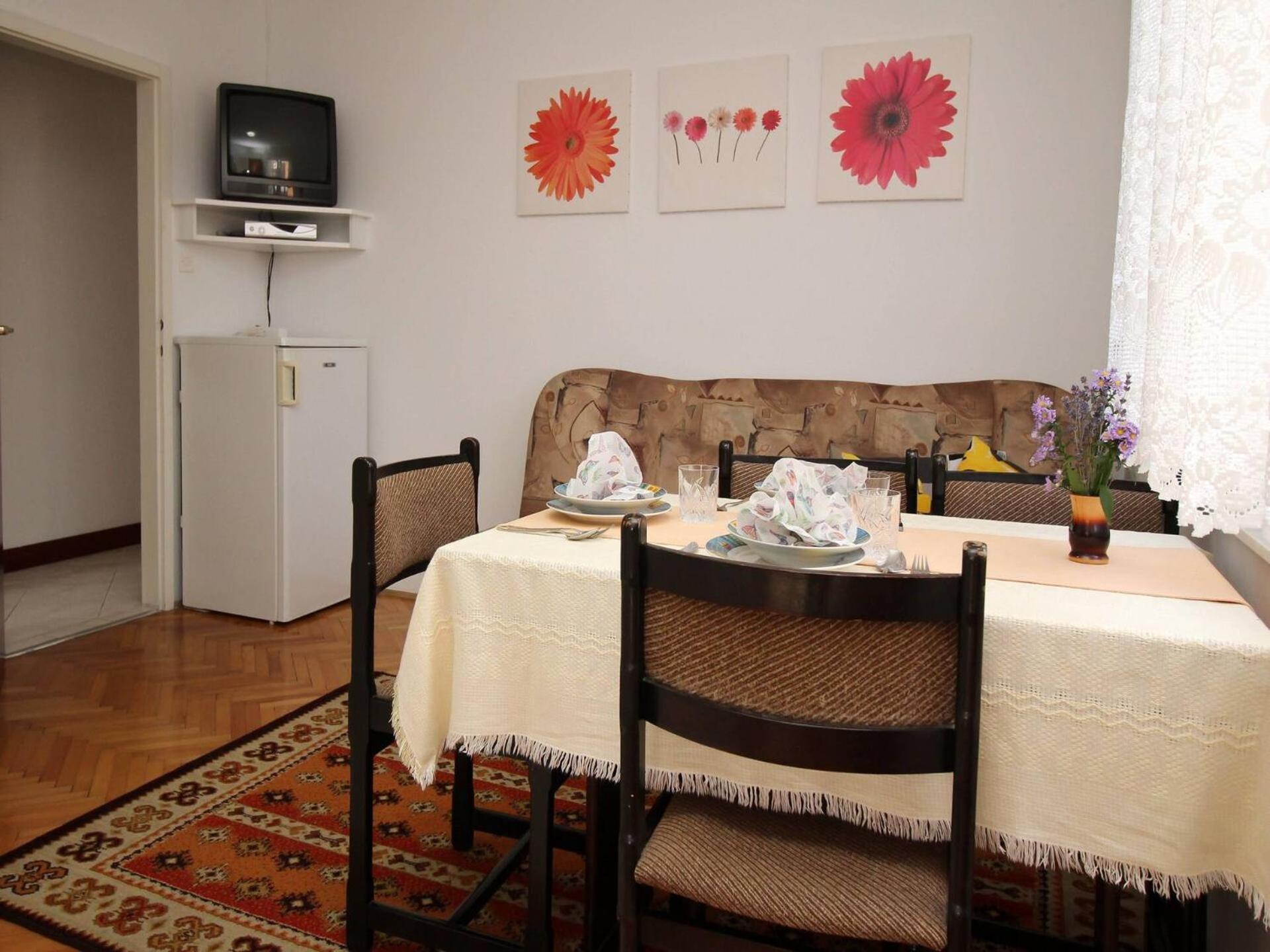 Apartments Dragica 실로 외부 사진